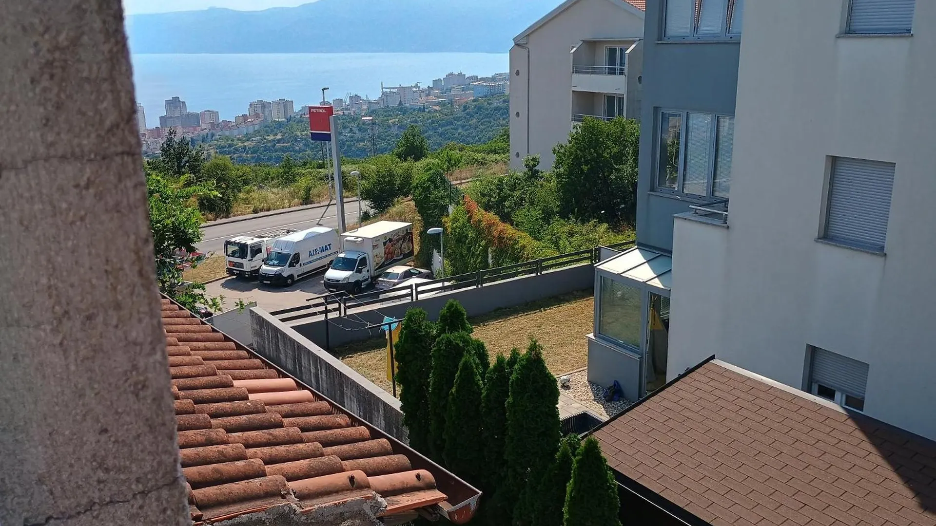 Moon Light-Free Parking Apartment Rijeka Croatia